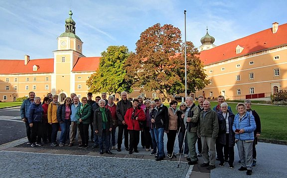Gruppenfoto_Ausflug_Hochquellfassung.jpg  